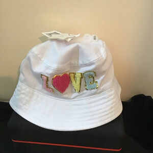 Toby Toddler Bucket Hat‎ White LOVE Applique Heart Girl Sun Cap